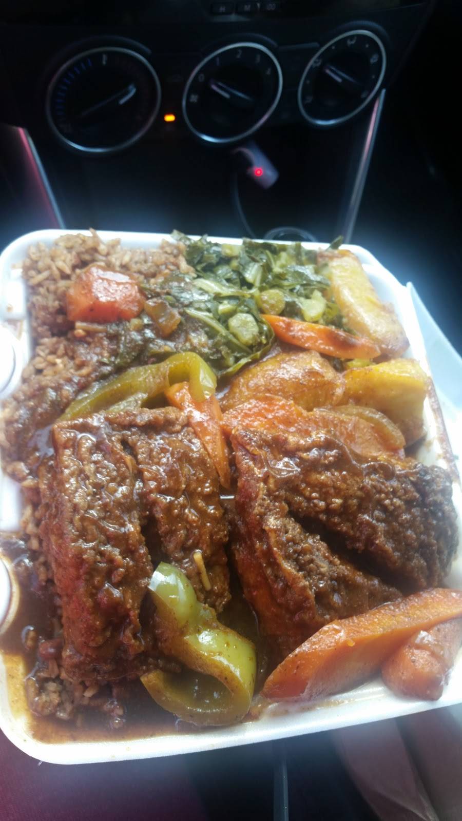 Little Delicious | restaurant | 4821 Woodland Ave, Philadelphia, PA 19143, USA | 2157294911 OR +1 215-729-4911