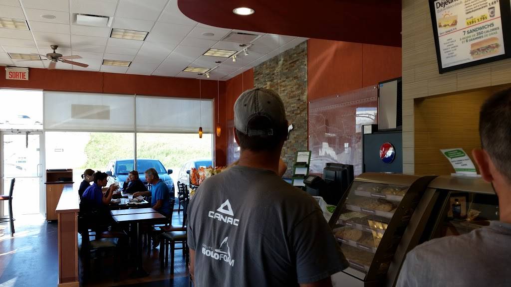 Subway | restaurant | 348 Chemin Yamaska, Saint-Germain-de-Grantham, QC J0C 1K0, Canada | 8193952225 OR +1 819-395-2225