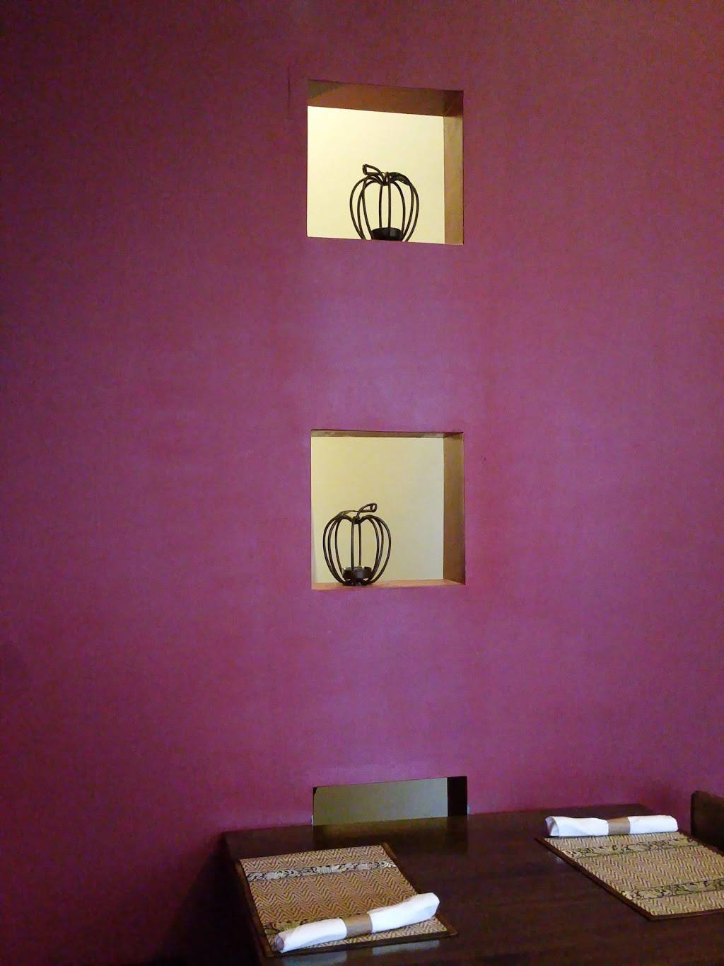 Thai Flavor Restaurant | restaurant | 56 Saint Patricks Sq, Waldorf, MD 20603, USA | 3018852299 OR +1 301-885-2299