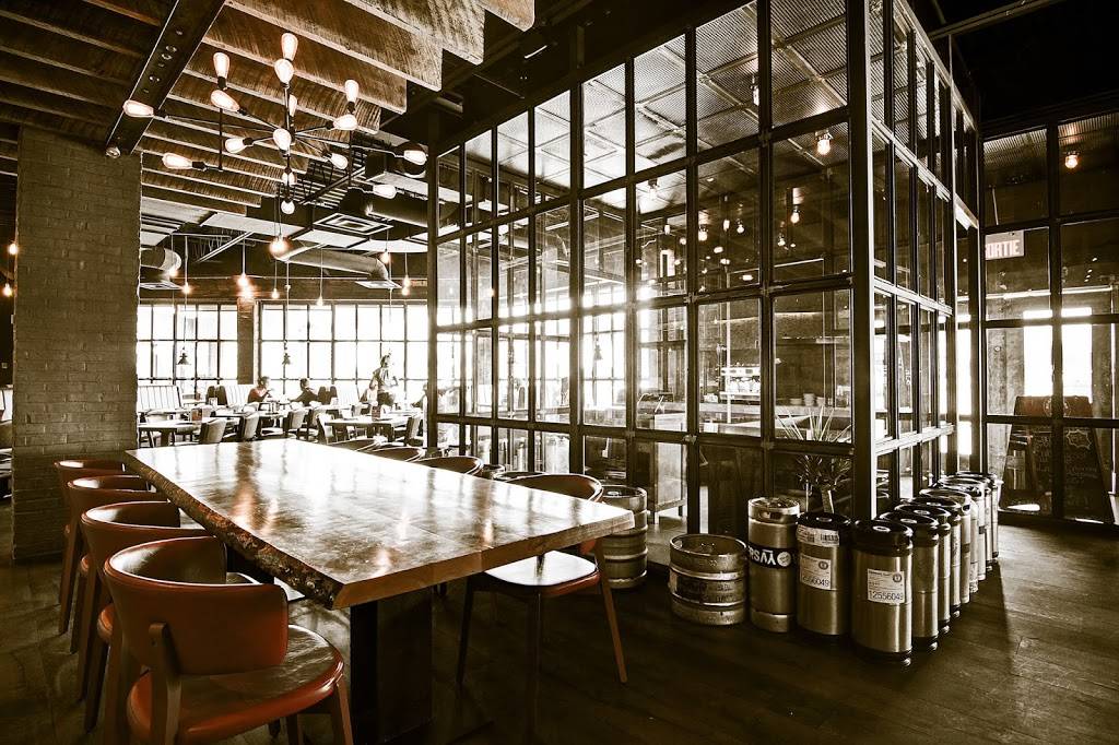 Birreria ITALI.CO | restaurant | 3131 Boulevard de la Côte-Vertu, Saint-Laurent, QC H4R 1Y8, Canada | 5143317172 OR +1 514-331-7172