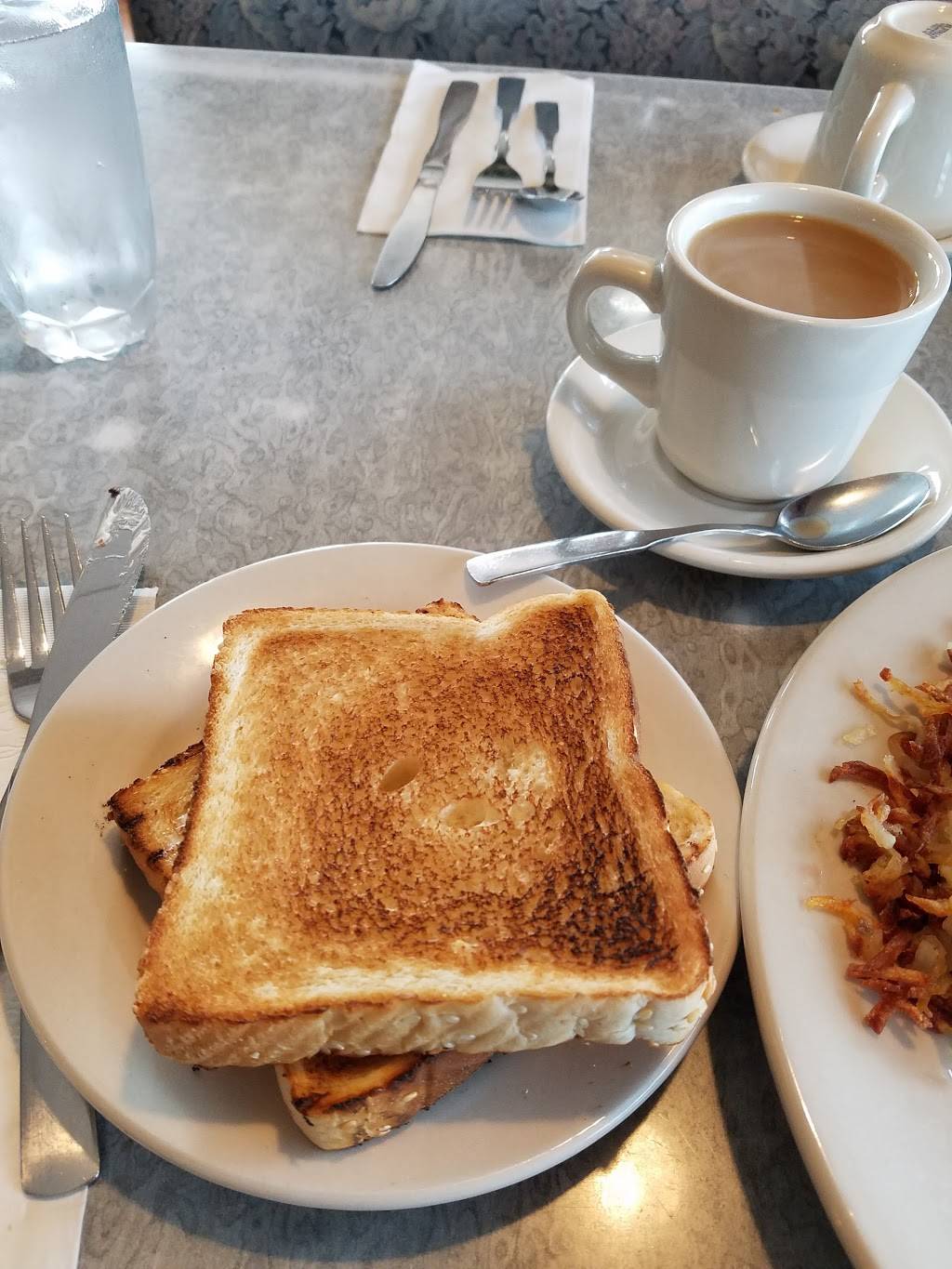 Maxfields Pancake House | restaurant | 700 Schaumburg Rd, Schaumburg, IL 60194, USA | 8477810300 OR +1 847-781-0300