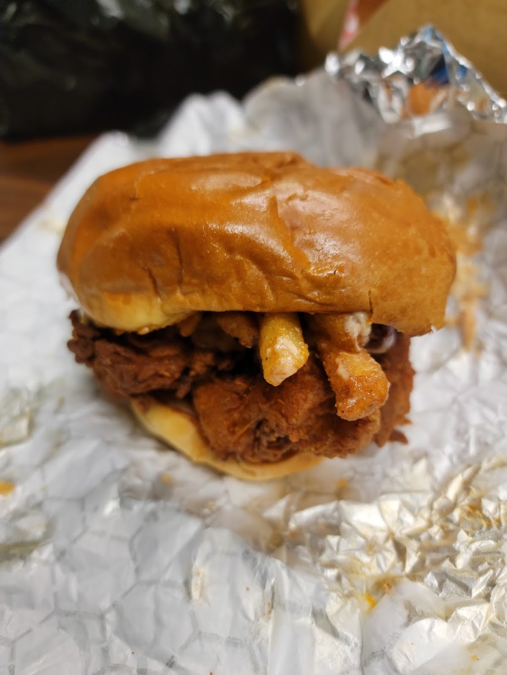 Clutch City Cluckers | meal takeaway | 9598 S Main St, Houston, TX 77025, USA | 8323741019 OR +1 832-374-1019