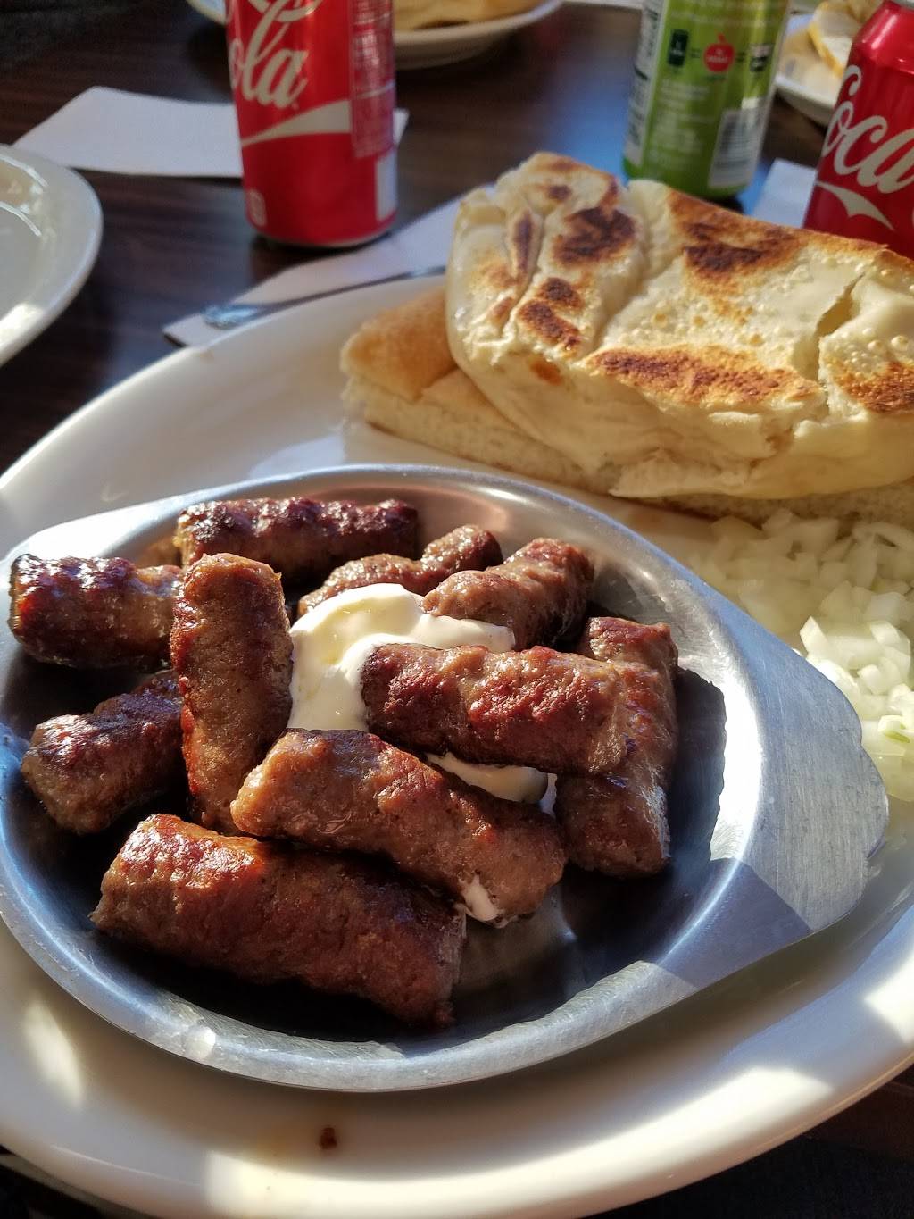 Dinos Grill | restaurant | 14432 Military Rd S #1, Tukwila, WA 98168, USA | 2064374003 OR +1 206-437-4003