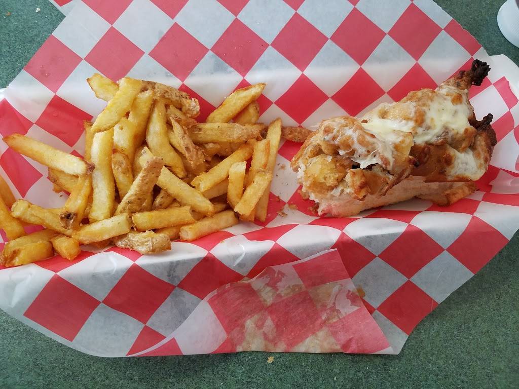 Fonzos Pizza,Seafood&More | meal takeaway | 99 Main St, Madison, ME 04950, USA | 2076965142 OR +1 207-696-5142