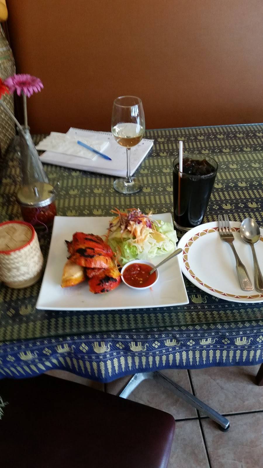 Thai Family Restaurant | restaurant | 130 S Mountain Ave P, Upland, CA 91786, USA | 9099203640 OR +1 909-920-3640