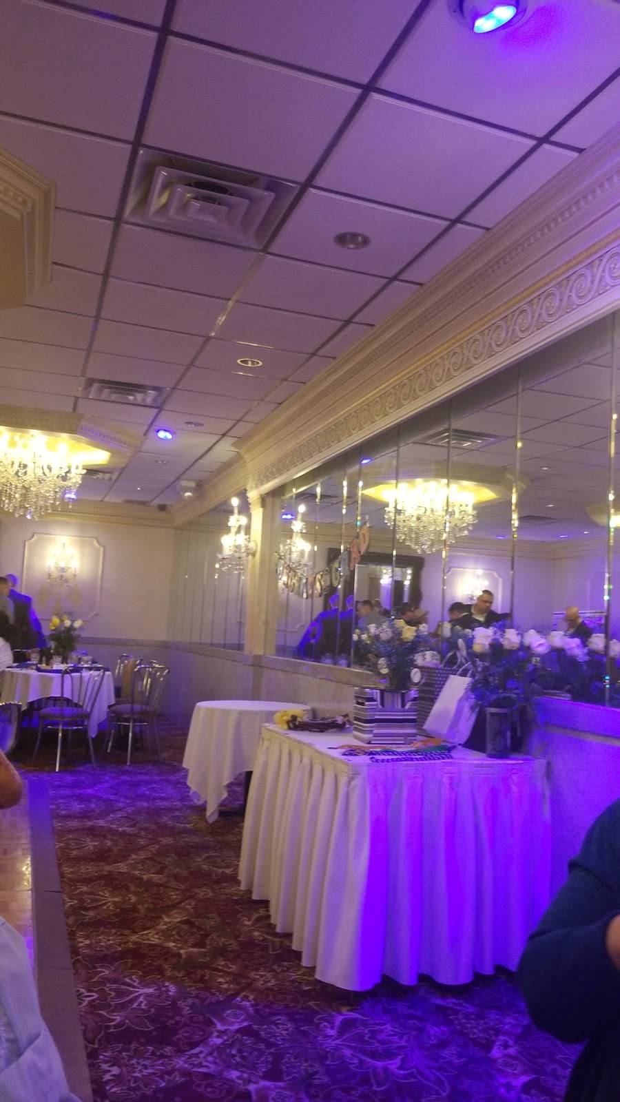 Villa Barone | restaurant | 3289 Westchester Ave, Bronx, NY 10461, USA | 7188280560 OR +1 718-828-0560