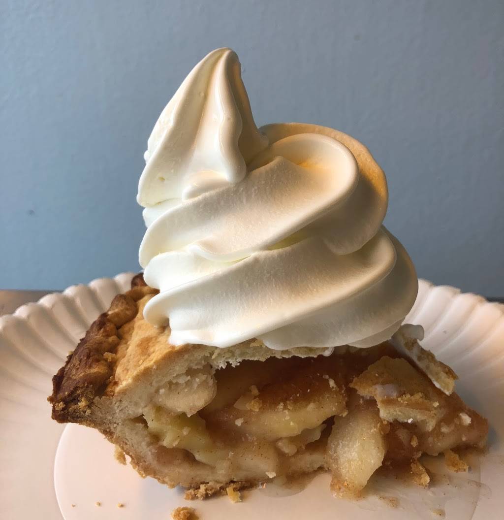 The Original Mickeys Igloo | restaurant | 416 E Chester St, Kingston, NY 12401, USA | 8458020201 OR +1 845-802-0201