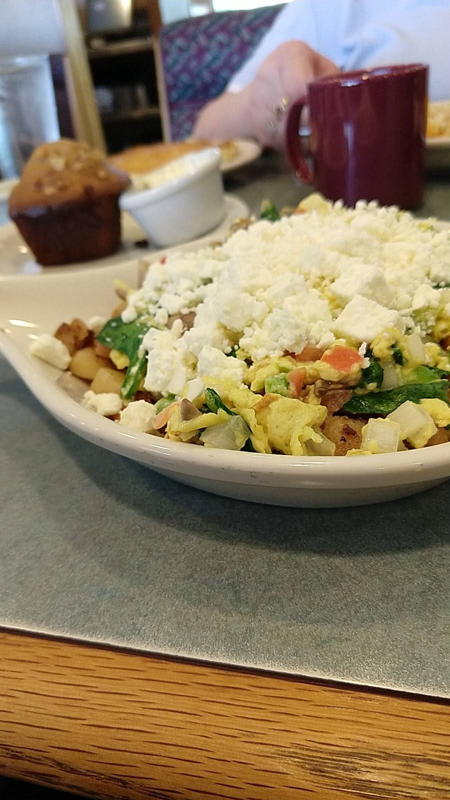 Bakers Square Restaurant & Bakery | restaurant | 10200 W National Ave, West Allis, WI 53227, USA | 4145461220 OR +1 414-546-1220