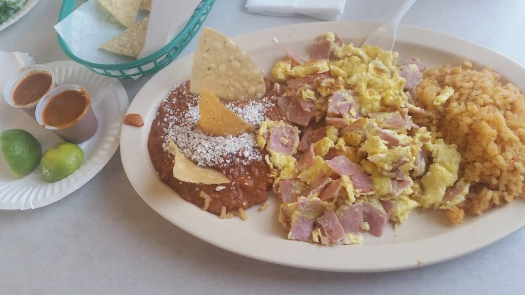 Taqueria El Amigo | restaurant | 1936 W 17th St, Santa Ana, CA 92706, USA | 7145475667 OR +1 714-547-5667