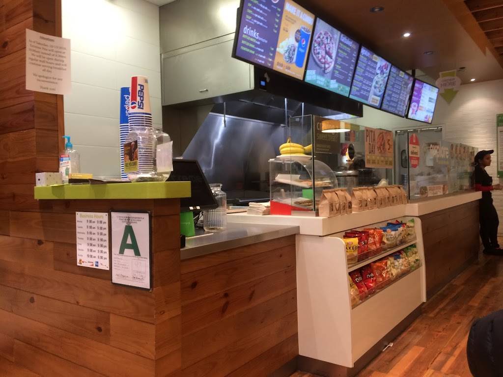 Extreme Pita | restaurant | 7900 Shelbyville Rd, Louisville, KY 40222, USA | 5024253830 OR +1 502-425-3830