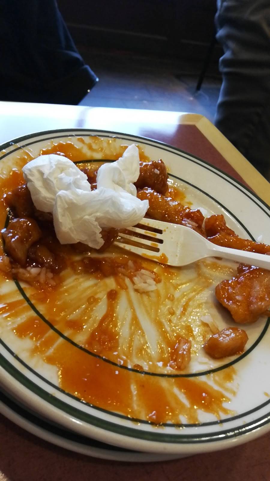 Ling Ling | restaurant | 1526 W 26th St, Erie, PA 16502, USA | 8144523888 OR +1 814-452-3888