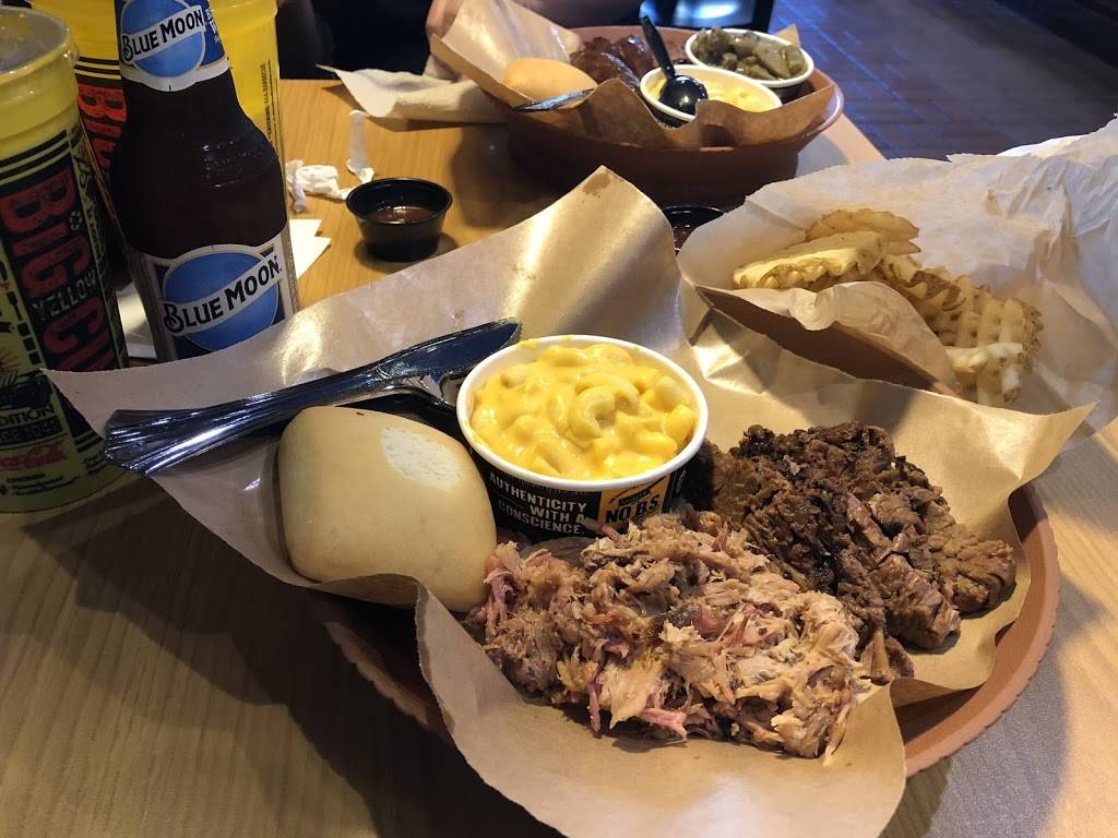 Dickeys Barbecue Pit | restaurant | 5110 Laguna Blvd Ste 120, Elk Grove, CA 95758, USA | 2793337857 OR +1 279-333-7857