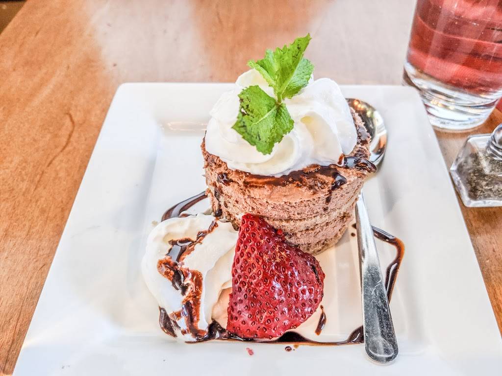 Timberline Steaks & Grille | restaurant | Concourse C, 8500 Peña Blvd, Denver, CO 80249, USA | 3033426670 OR +1 303-342-6670