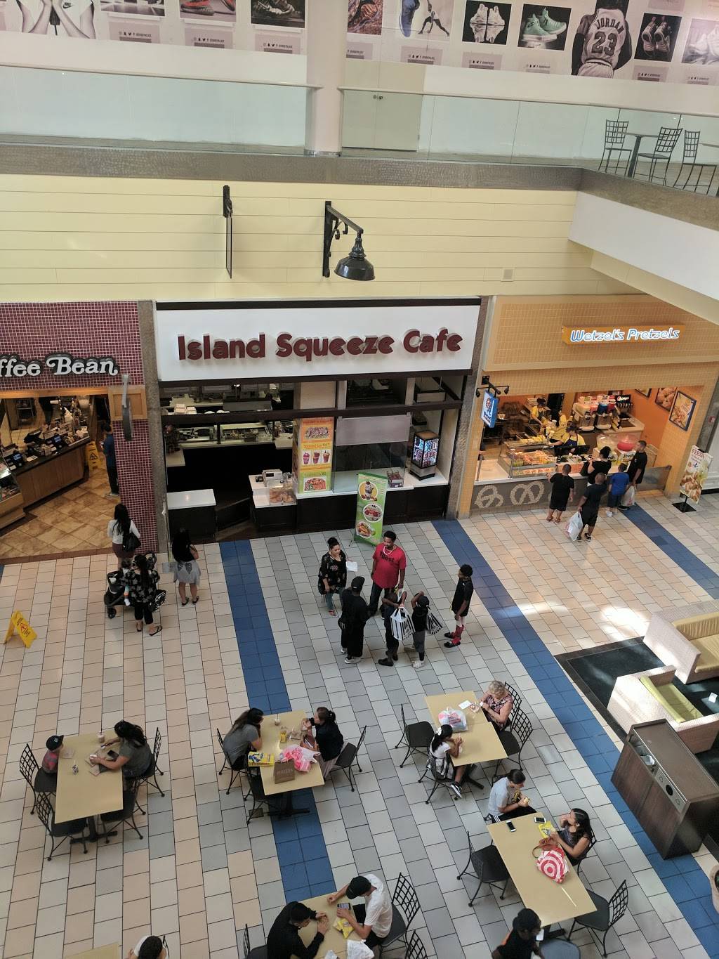 Island Squeeze | restaurant | 077013055, Ventura, CA 93003, USA | 8056444742 OR +1 805-644-4742