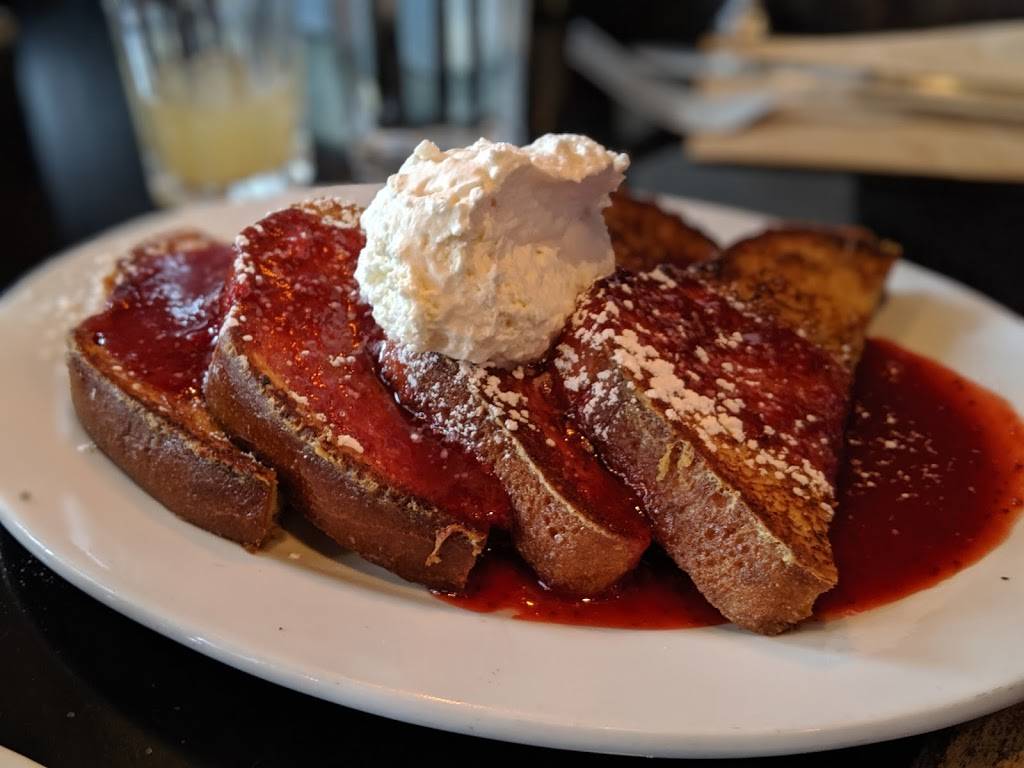 Smith | restaurant | 332 15th Ave E, Seattle, WA 98112, USA | 2067091900 OR +1 206-709-1900