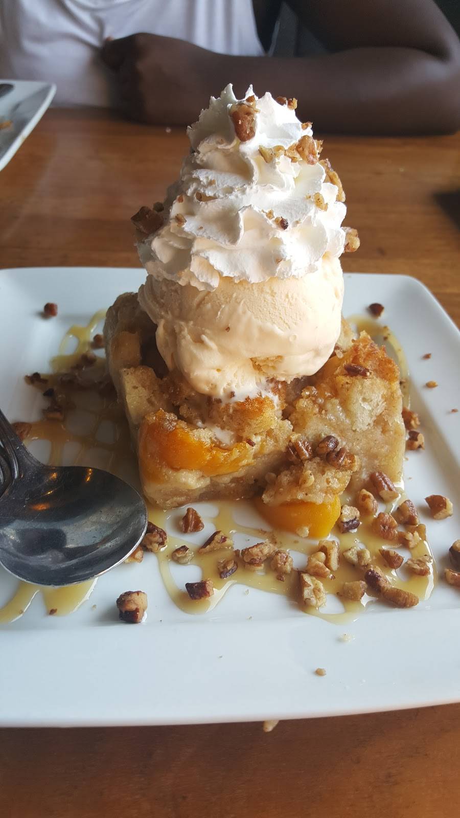 Bru Burger Bar - Lexington | restaurant | 1706, 3010, Lakecrest Cir, Lexington, KY 40513, USA | 8593050082 OR +1 859-305-0082