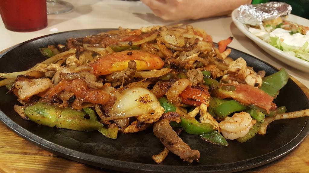 El Nopal Mexican Restaurant | restaurant | 2845 N Houston Levee Rd #108, Cordova, TN 38016, USA | 9013870212 OR +1 901-387-0212