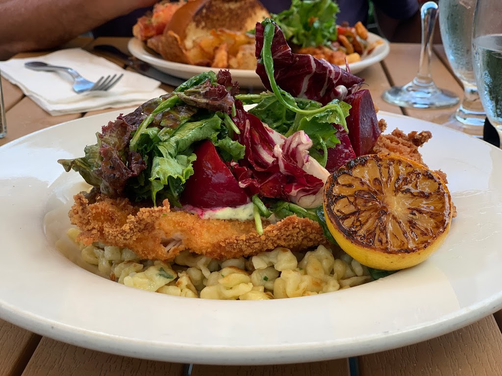 The Place | restaurant | 229 Lexington Ave, Buffalo, NY 14222, USA | 7168827522 OR +1 716-882-7522