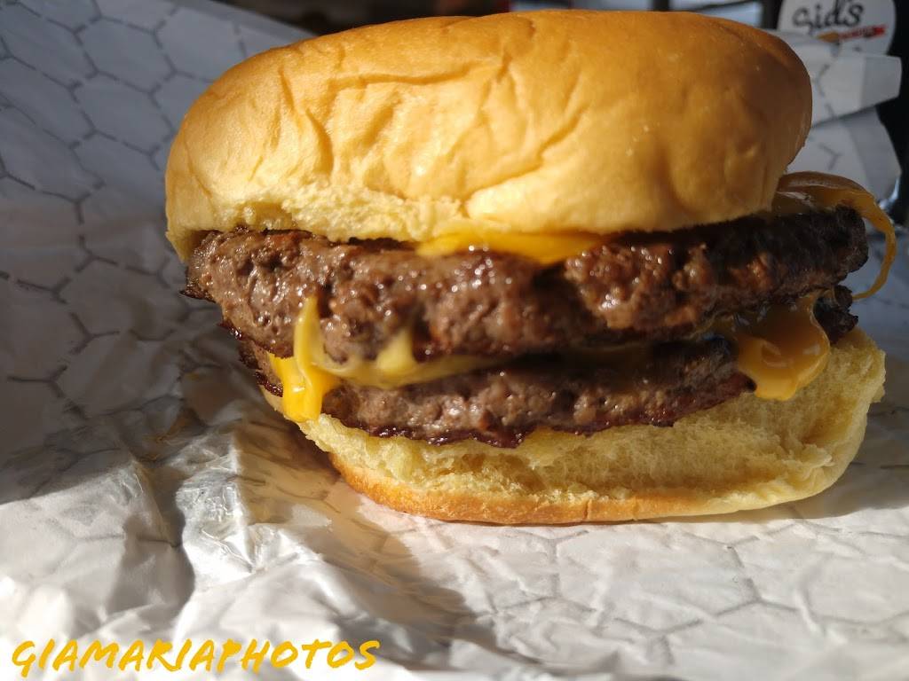 Sids All American | restaurant | 80 Glen Cove Ave, Glen Cove, NY 11542, USA | 5162009071 OR +1 516-200-9071