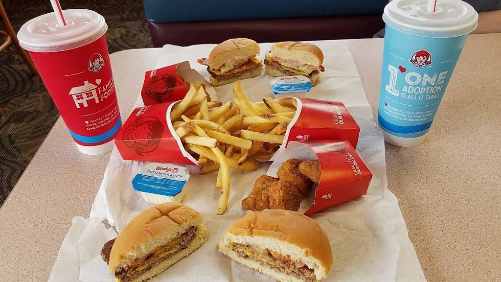 Wendys | restaurant | 6970 Ridge Rd, Parma, OH 44129, USA | 4404996933 OR +1 440-499-6933