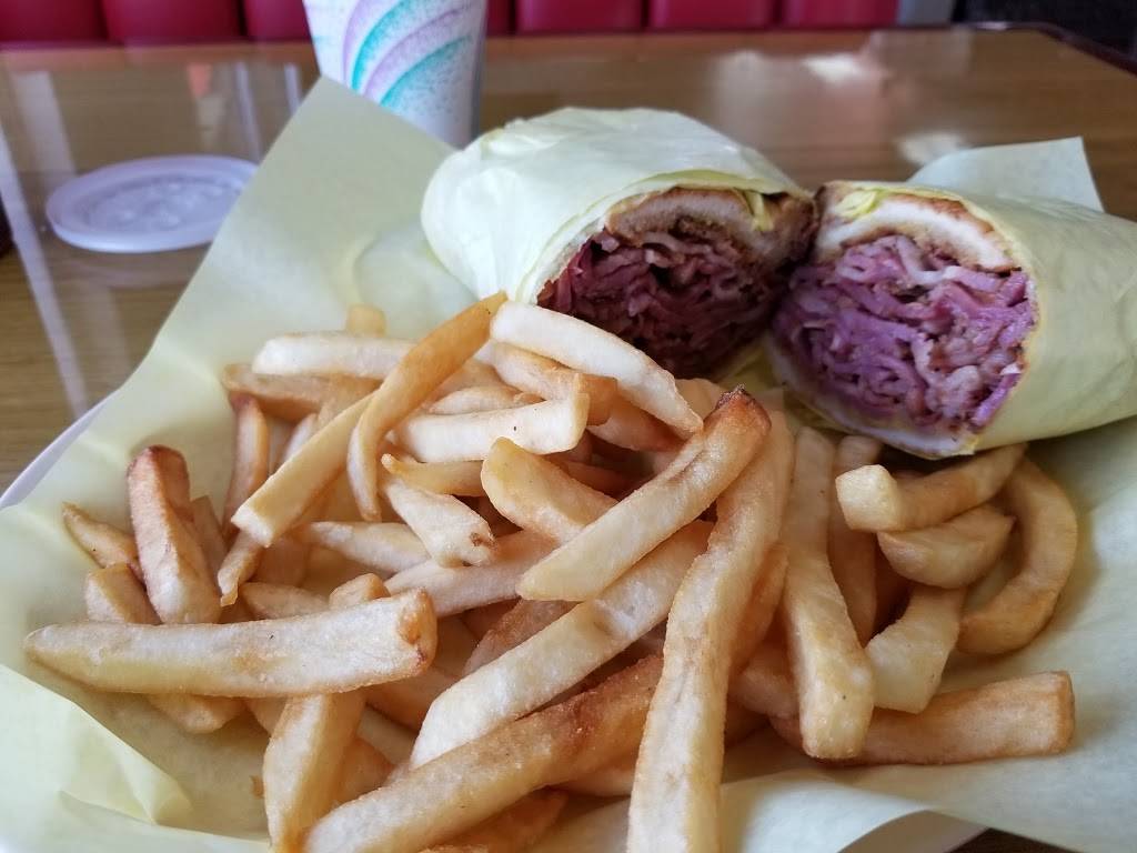 Sams Burgers | restaurant | 1054, 14525 Telegraph Rd, La Mirada, CA 90638, USA | 5629443192 OR +1 562-944-3192