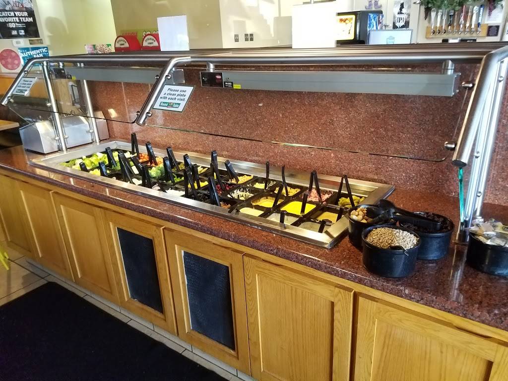 Round Table Pizza | meal delivery | 14940 Camden Ave, San Jose, CA 95124, USA | 4083719550 OR +1 408-371-9550