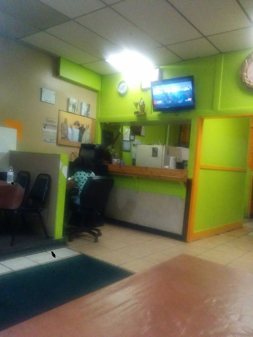 Qaato Halal Restaurant - Nigerian cuisine | restaurant | 7118 N Clark St, Chicago, IL 60626, USA | 7734656255 OR +1 773-465-6255