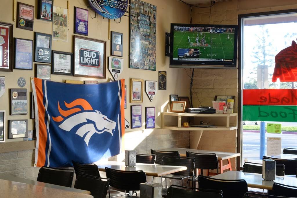 Luparellos Pizza | restaurant | 9037 Garfield Ave, Fountain Valley, CA 92708, USA | 7149641621 OR +1 714-964-1621