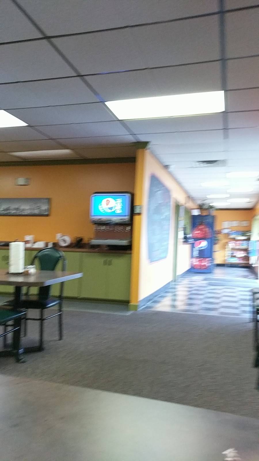 East of Chicago | restaurant | 275 N Market St, Shreve, OH 44676, USA | 3305673278 OR +1 330-567-3278