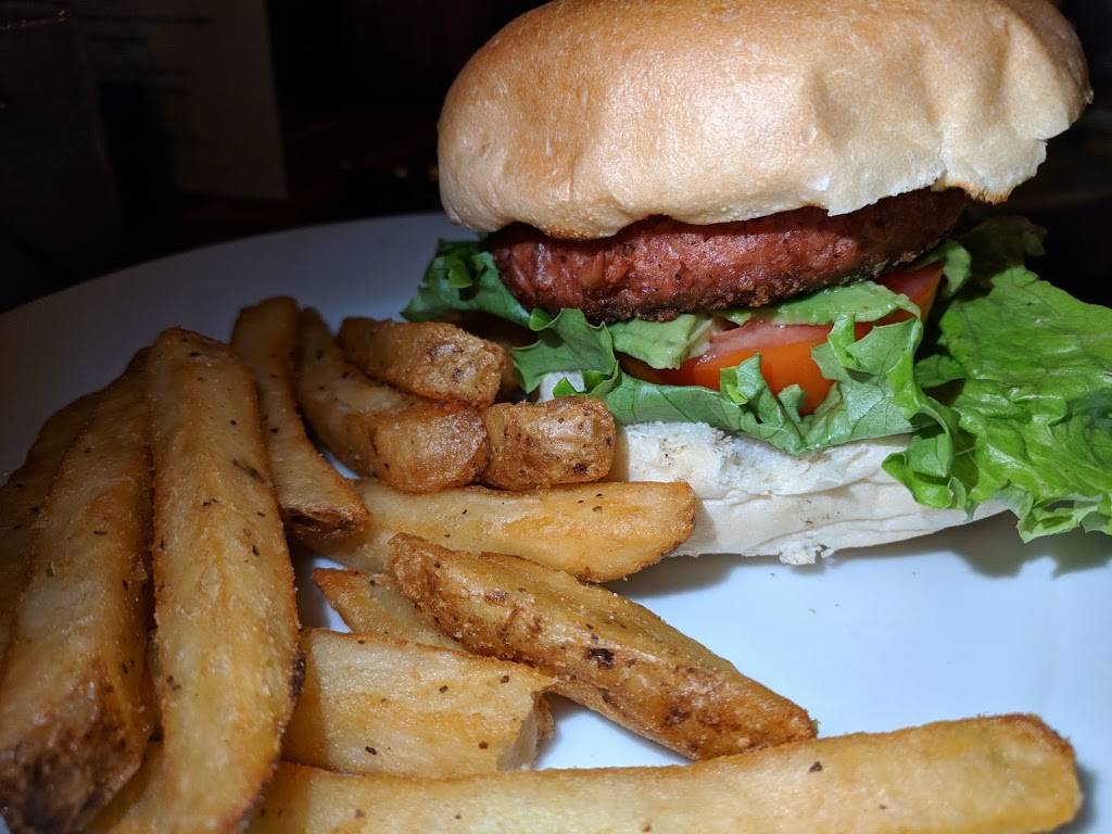 OLD BEACH TAVERN | restaurant | 3020 Virginia Beach Blvd Suite #3022, Virginia Beach, VA 23452, USA | 7574981112 OR +1 757-498-1112