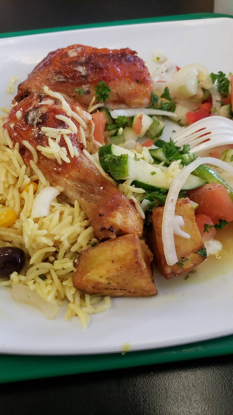 Ali Babas | restaurant | 2549 Yonge St, Toronto, ON M4P 2H9, Canada | 6473520334 OR +1 647-352-0334