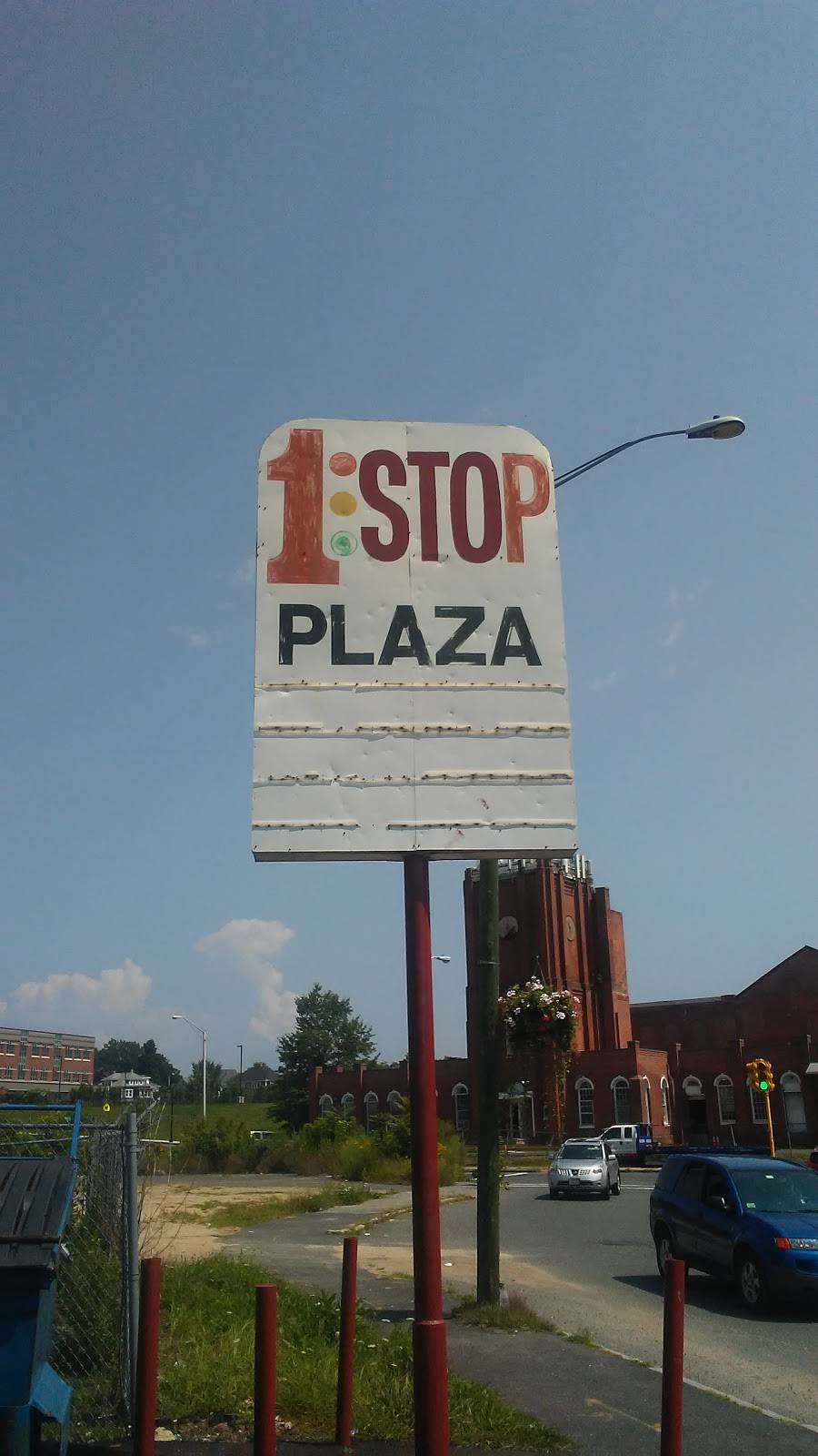 Chicharron Restaurant | restaurant | 494 Central St # 1, Springfield, MA 01105, USA | 4132052188 OR +1 413-205-2188