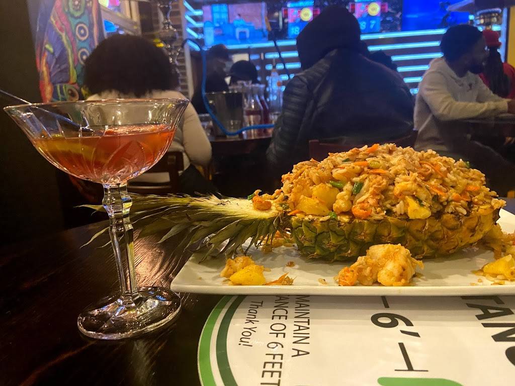 Atomic Bottle | restaurant | 6218 Richmond Ave, Houston, TX 77057, USA | 7136969111 OR +1 713-696-9111