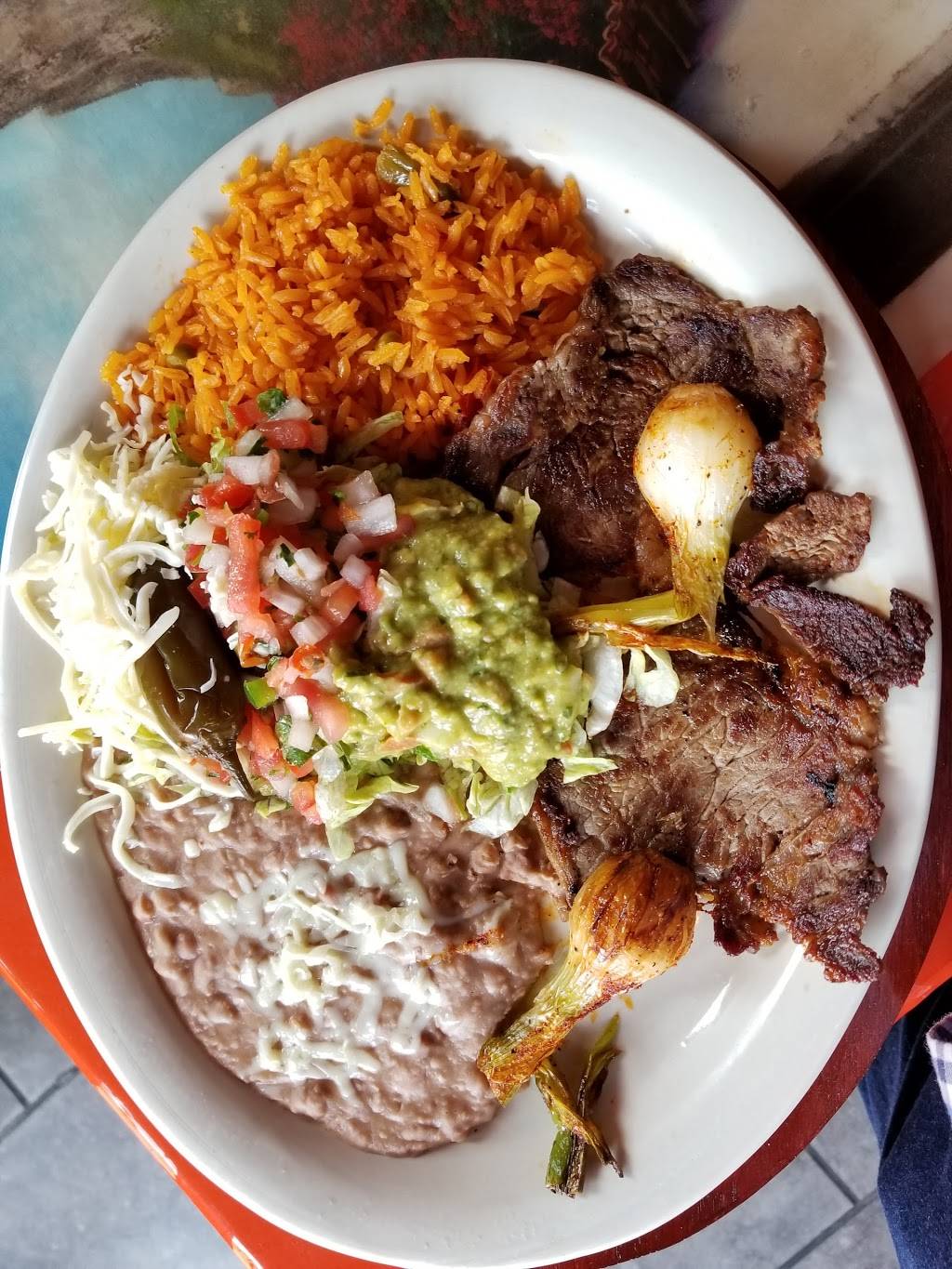 Toro Mexican Grill | restaurant | 672 TN-92, Dandridge, TN 37725, USA | 8653447102 OR +1 865-344-7102