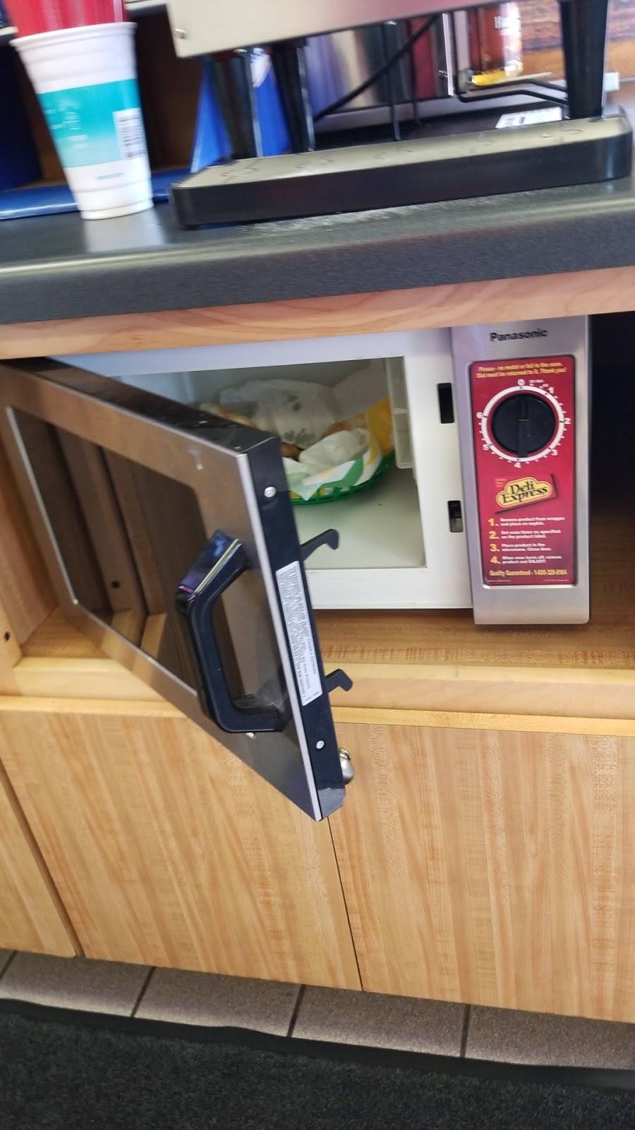 Subway Restaurants | restaurant | 400 Oasis Rd, Black River Falls, WI 54615, USA | 7152840442 OR +1 715-284-0442