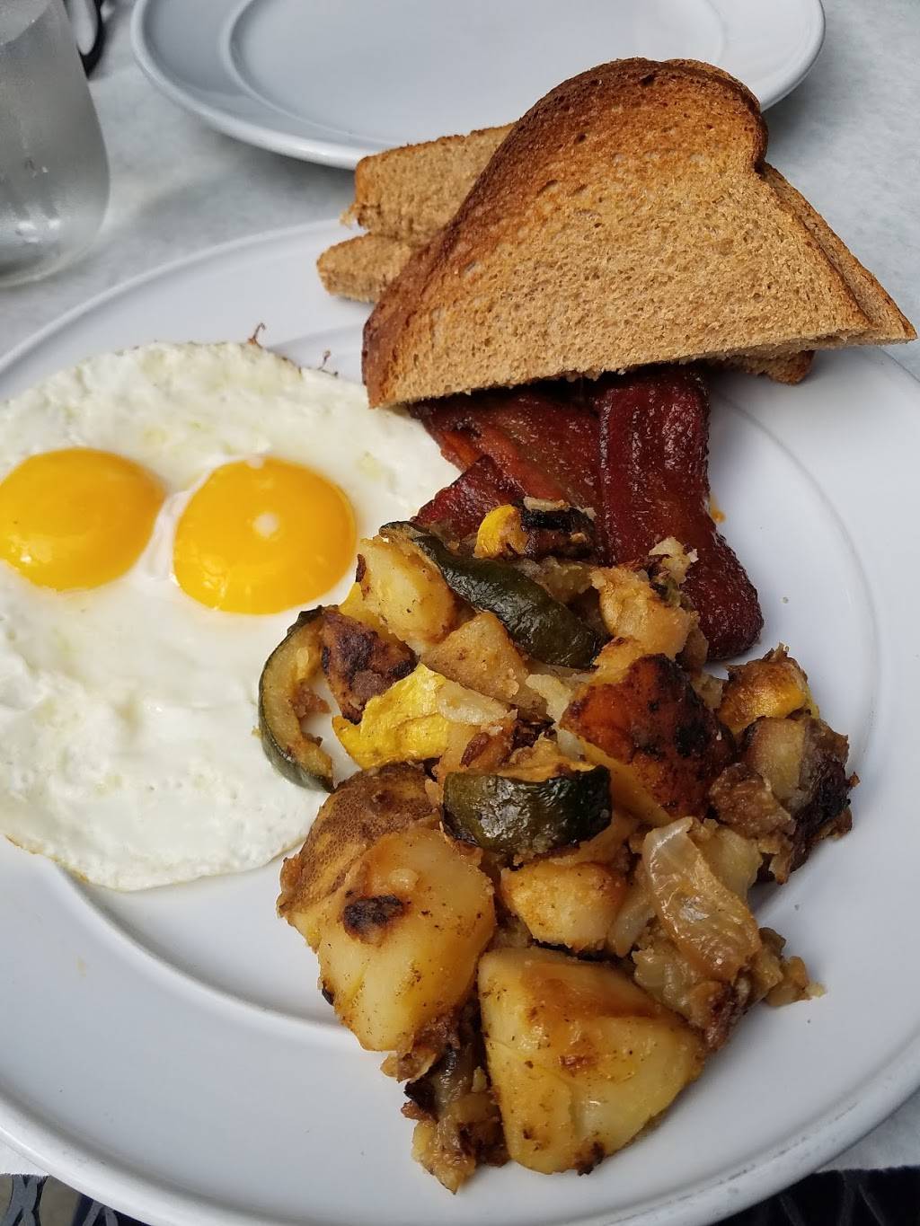 Wild Flour Cafe | restaurant | 1430 14th St, Sacramento, CA 95814, USA | 9169300285 OR +1 916-930-0285