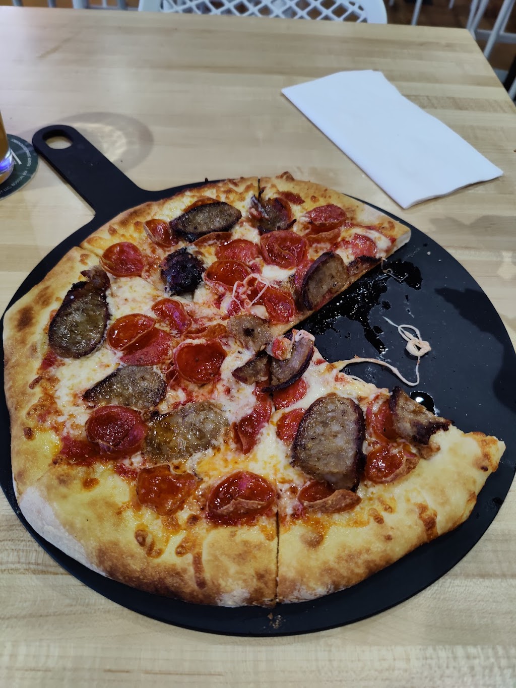 Neo Pizza & Taphouse Towson | restaurant | 1 W Pennsylvania Ave Suite 112, Towson, MD 21204, USA | 4439915723 OR +1 443-991-5723