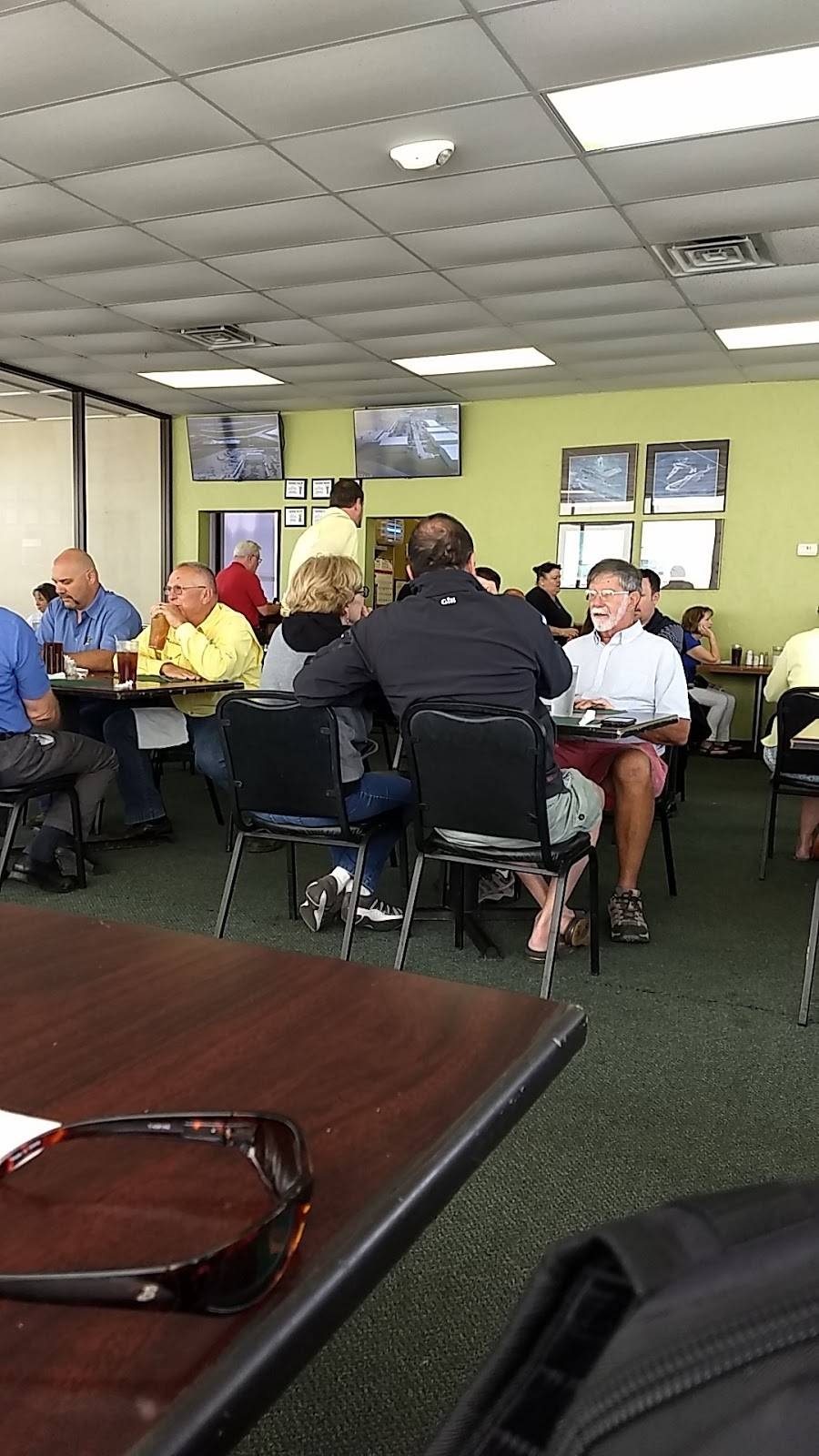 Skyview Cafe | cafe | 28000 Airport Rd # A2, Punta Gorda, FL 33982, USA | 9416376004 OR +1 941-637-6004