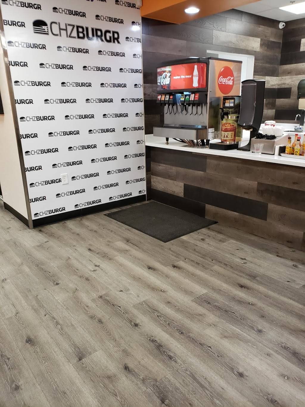 CHZBURGR | restaurant | 4920 W Thunderbird Rd Ste #119, Glendale, AZ 85306, USA | 6023145407 OR +1 602-314-5407