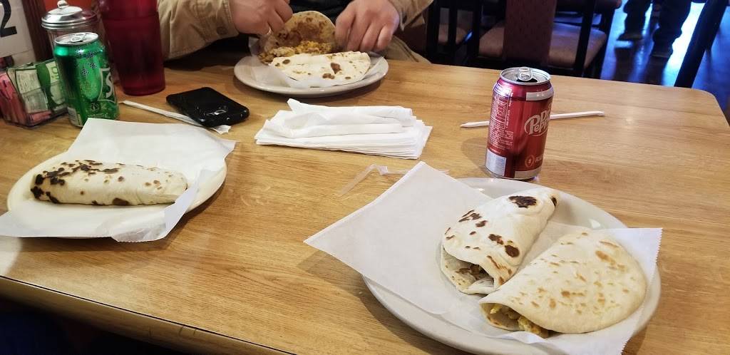 Karolinas Mexican Food | restaurant | 11510 US-281, San Antonio, TX 78221, USA | 2109735910 OR +1 210-973-5910