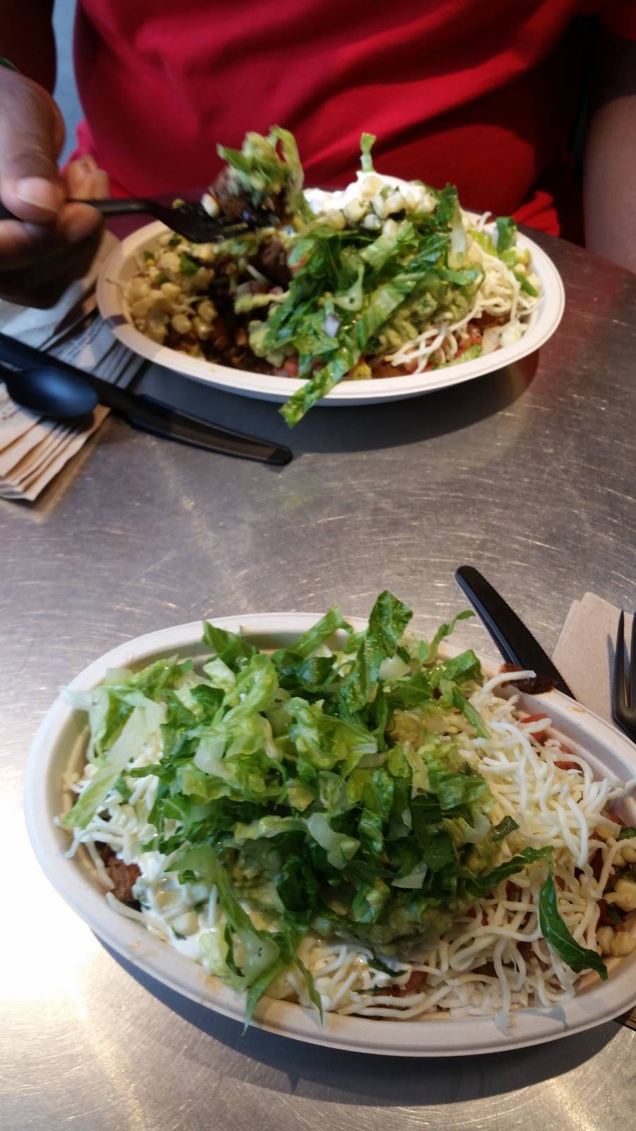 Chipotle Mexican Grill | restaurant | 2843 Broadway, New York, NY 10025, USA | 2122221712 OR +1 212-222-1712