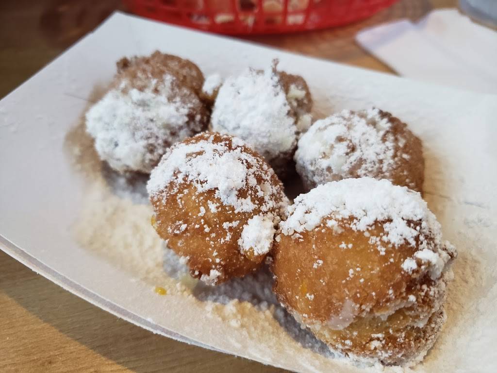 Crab Stop II | restaurant | 933 W International Speedway Blvd, Daytona Beach, FL 32114, USA | 3862534616 OR +1 386-253-4616