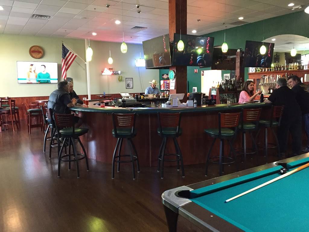 Dolans Bar and Grill | restaurant | 199 Blue Ravine Rd, Folsom, CA 95630, United States | 9169324927 OR +1 916-932-4927