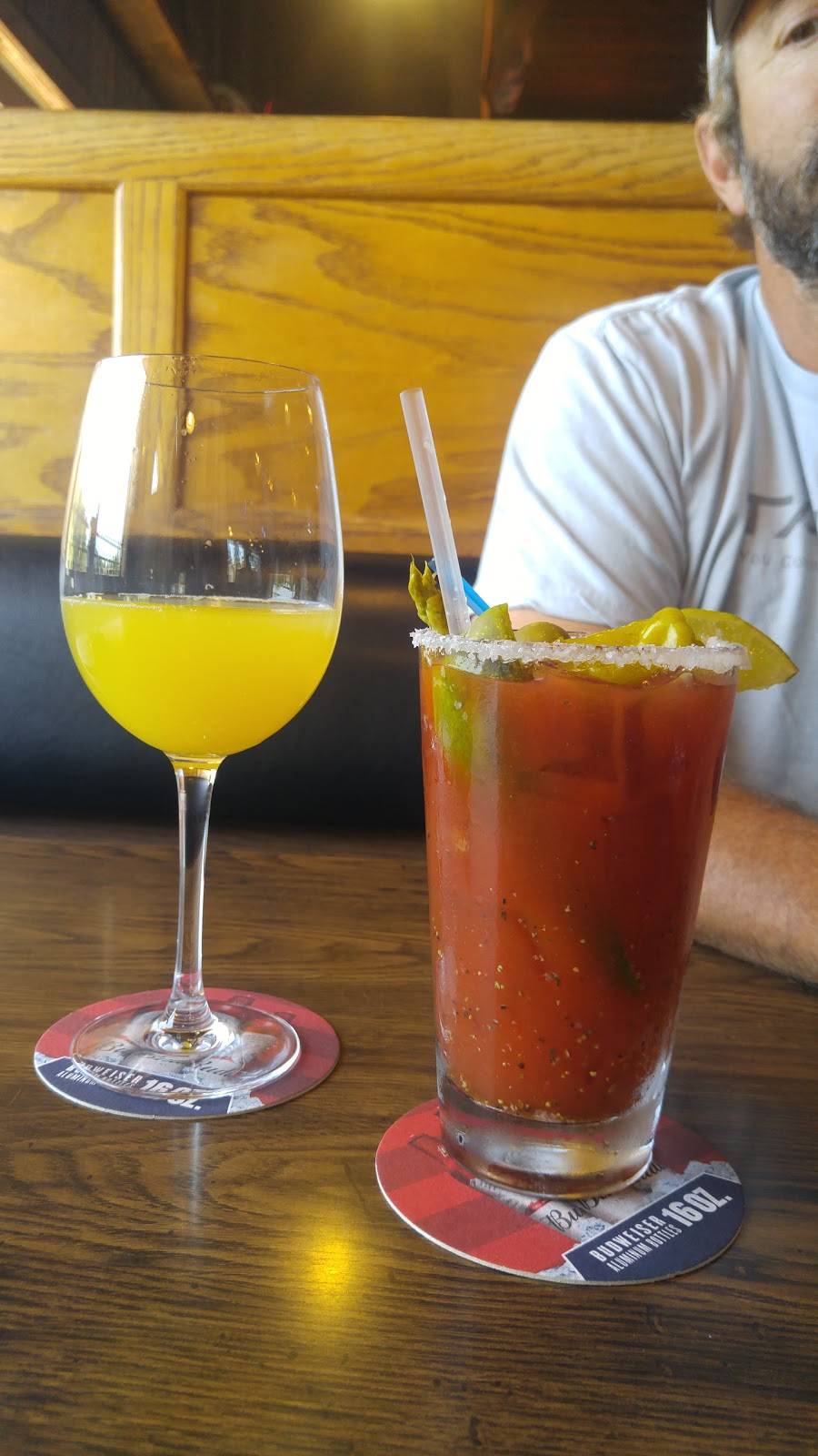 Wild Hare Saloon Canby | restaurant | 1190 SW 1st Ave, Canby, OR 97013, USA | 5036514273 OR +1 503-651-4273