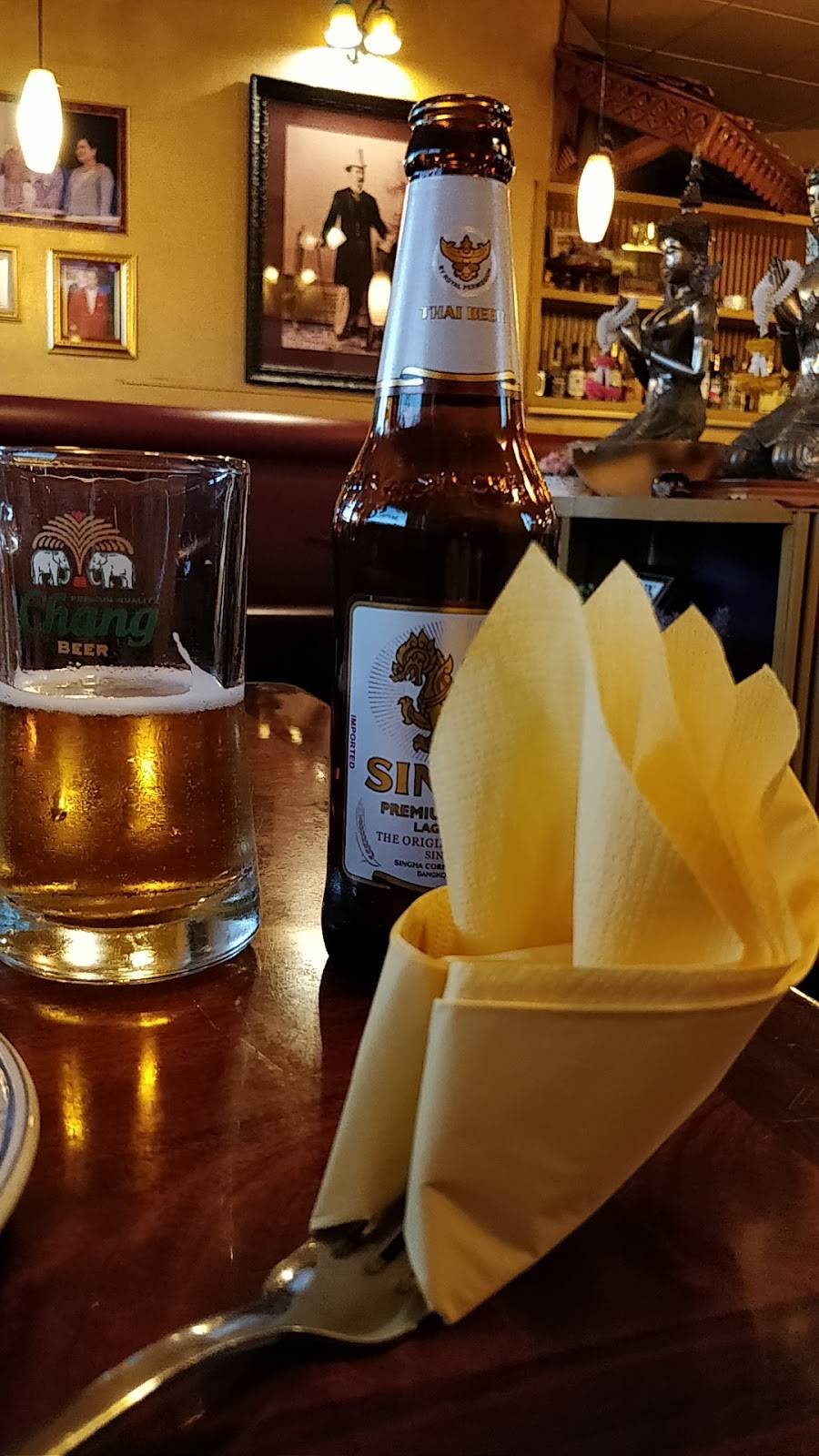 Thai Basil Signature | restaurant | 4221 E Chandler Blvd #106, Phoenix, AZ 85048, USA | 4807046013 OR +1 480-704-6013