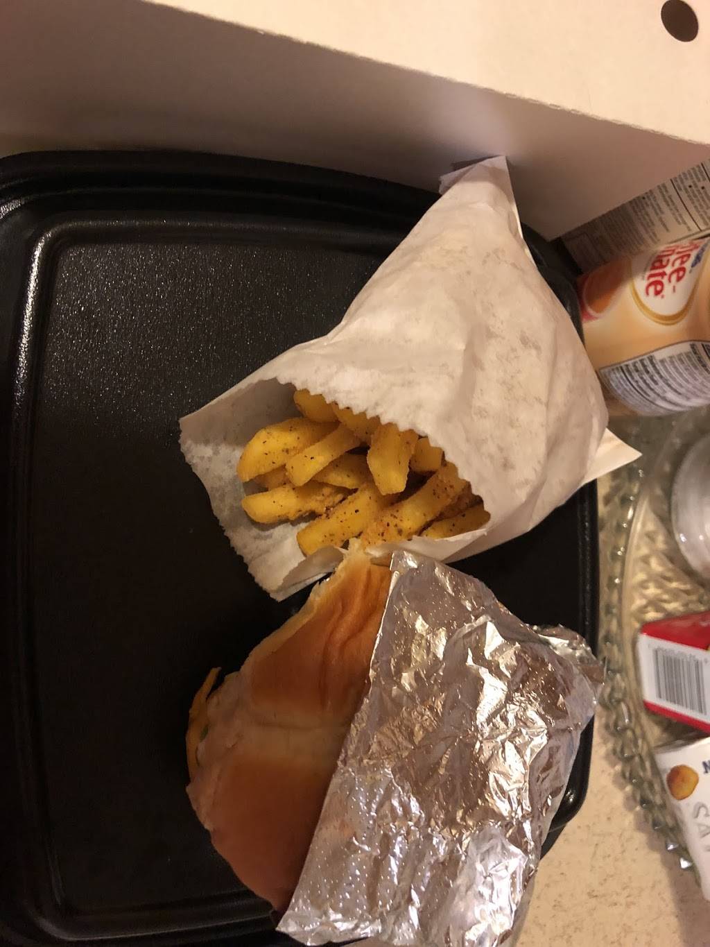 Queen’s | restaurant | 566 Farm to Market 1960 Rd W, Houston, TX 77090, USA | 2815868444 OR +1 281-586-8444