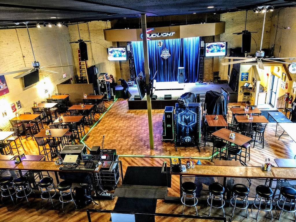 The Smokestack Brew | restaurant | 100 N Center St, Mishawaka, IN 46544, USA | 5745201060 OR +1 574-520-1060