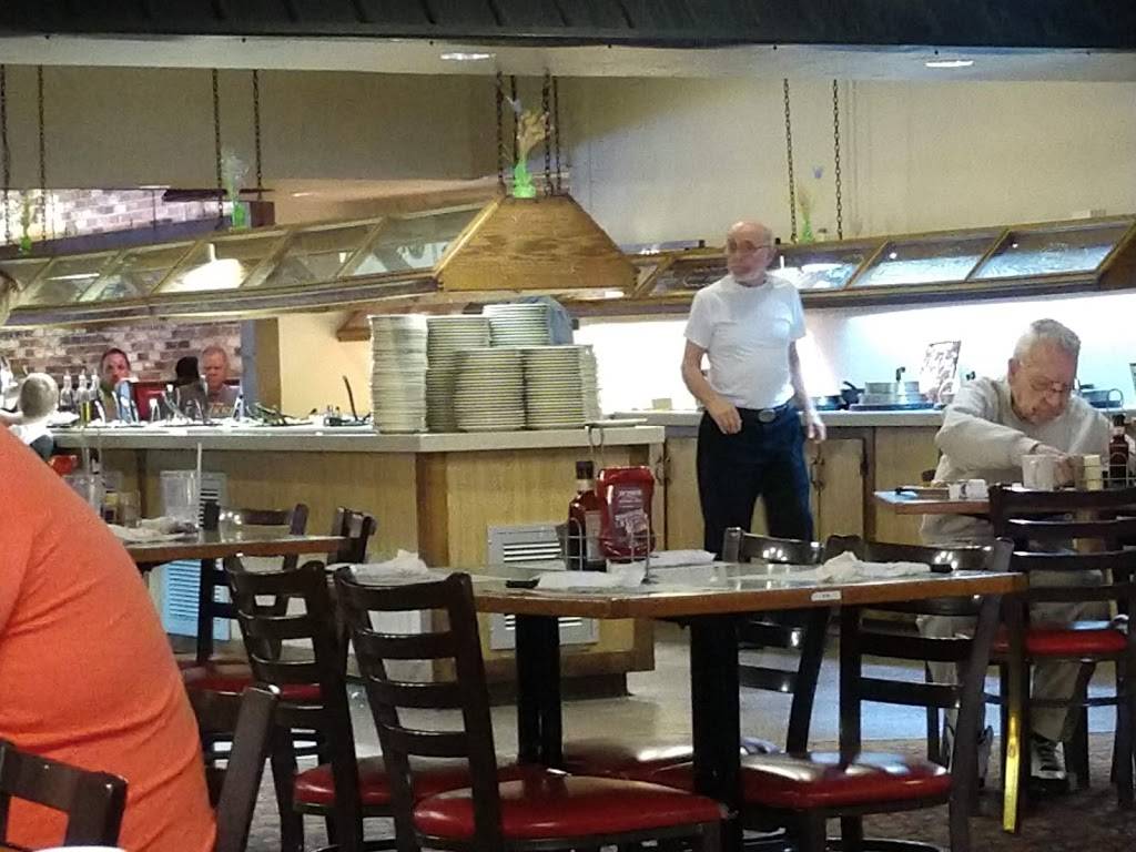 Hosss Steak & Sea House | restaurant | 4813 William Penn Hwy, Murrysville, PA 15668, USA | 7247332090 OR +1 724-733-2090