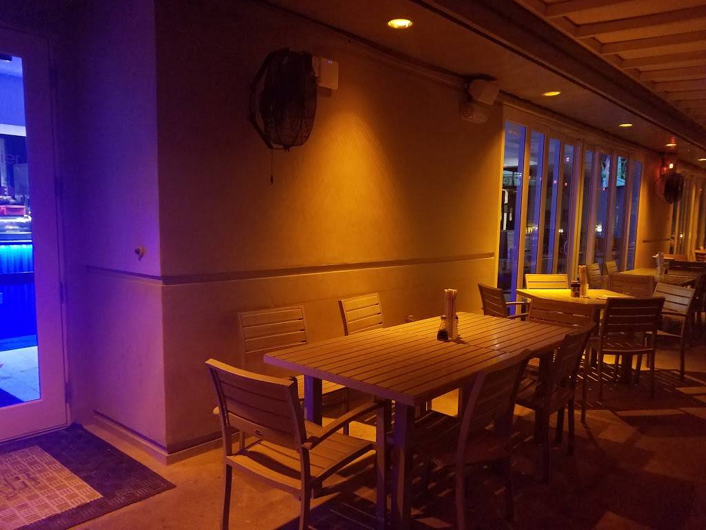 Beach Bar at Newport Pier | restaurant | 16501 Collins Ave, Sunny Isles Beach, FL 33160, USA | 3059571110 OR +1 305-957-1110