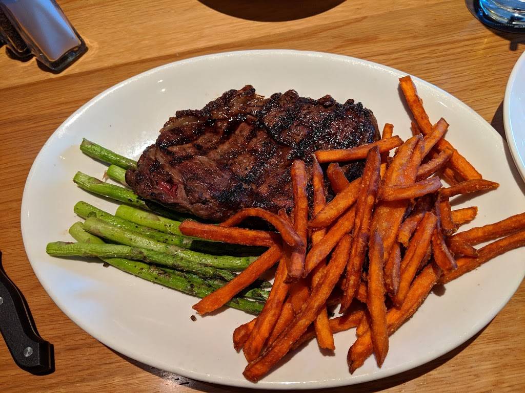 BJs Restaurant & Brewhouse | restaurant | 1861 Carl D. Silver Parkway, Fredericksburg, VA 22401, USA | 5407364710 OR +1 540-736-4710